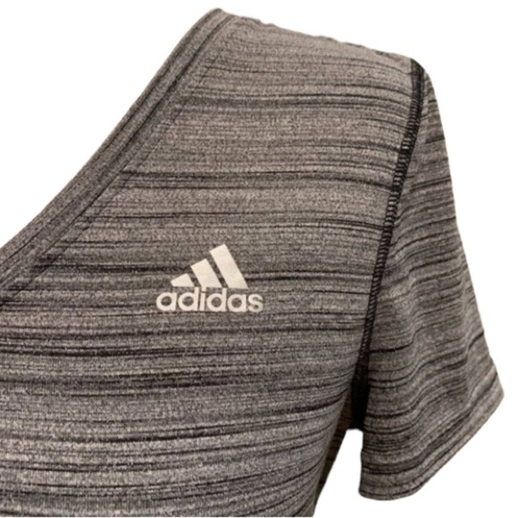 Adidas ClimaLite V-neck Ultimate Short Sleeve Workout Shirt Gray Size Small - Picture 2 of 7